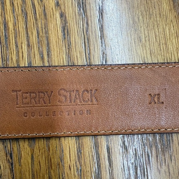 Terry Stack Burgundy Croc Embossed Velcro Closure XL Italian Calfskin Leather - Picture 3 of 7